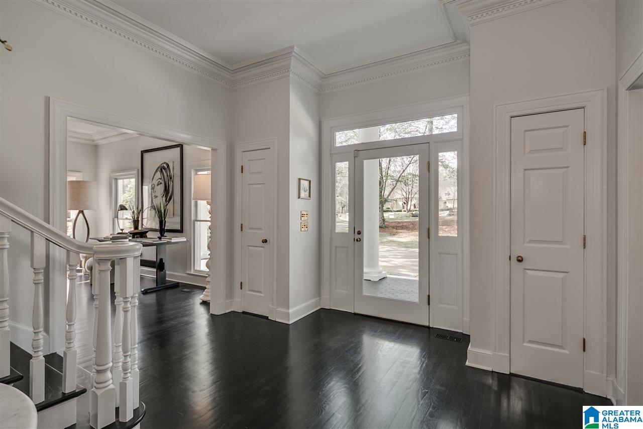 2647 Abingdon Road Birmingham, AL 35243 - Photo 3 of 50