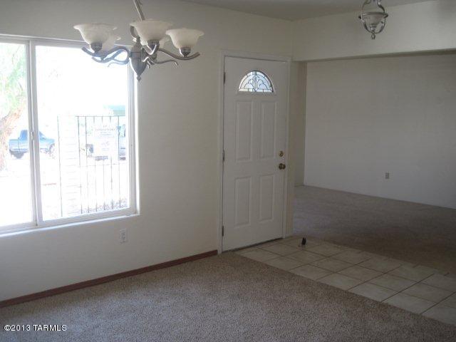 9349 East Stella Road Tucson, AZ 85730 - Photo 4 of 16