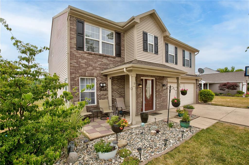12817 Touchdown Drive Fishers, IN 46037 - Photo 3 of 37 Gallery Image 3