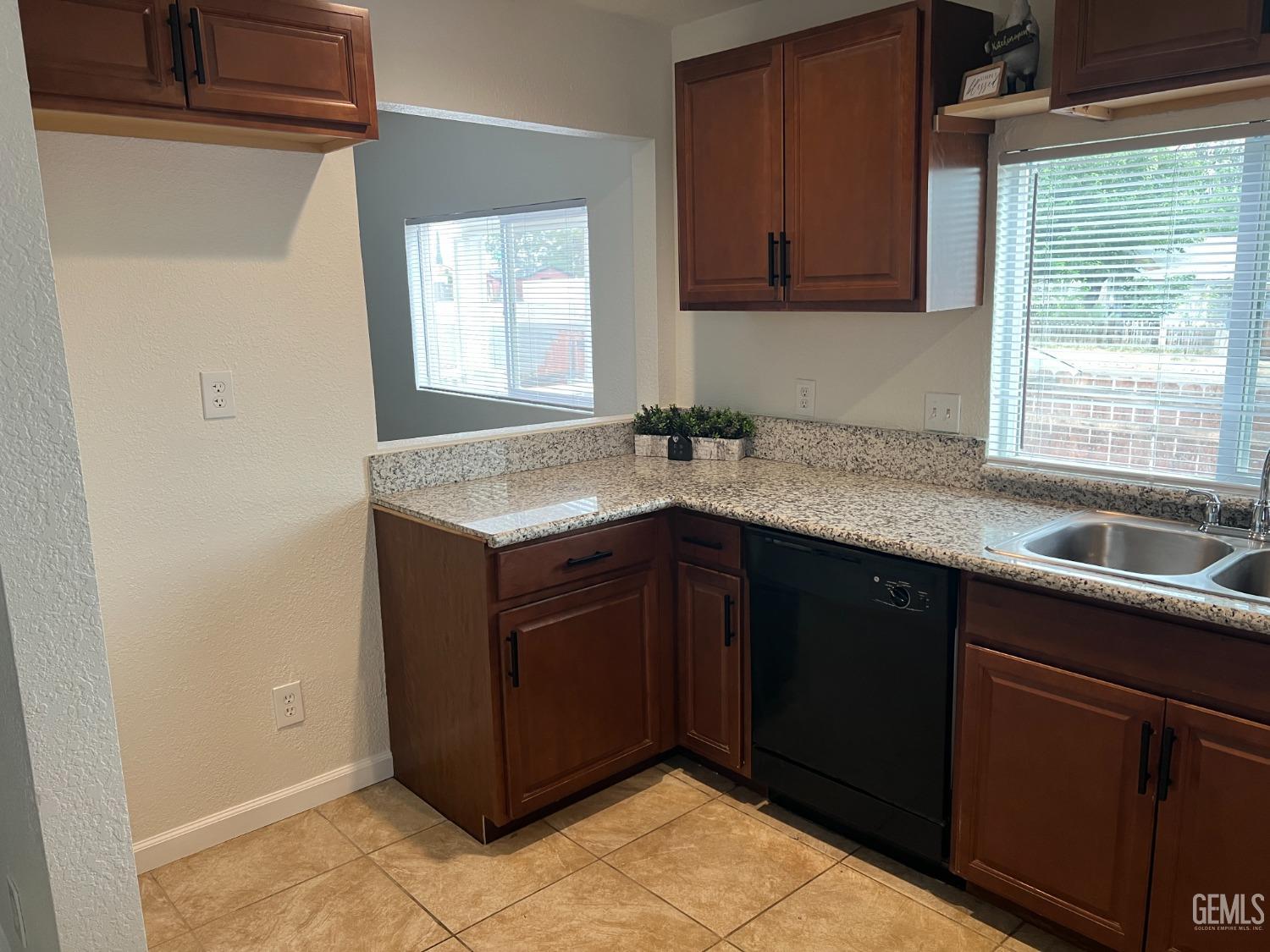 Undisclosed Address Taft, CA 93268 - Photo 14 of 29