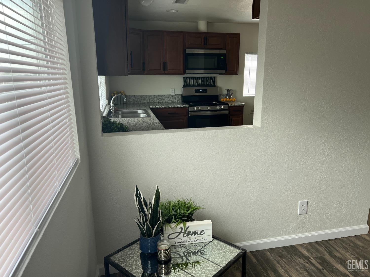 Undisclosed Address Taft, CA 93268 - Photo 15 of 29