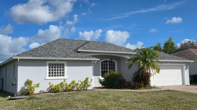 $2,700 | 5610 Northwest North Crisona Circle, Port St. Lucie, FL 34986