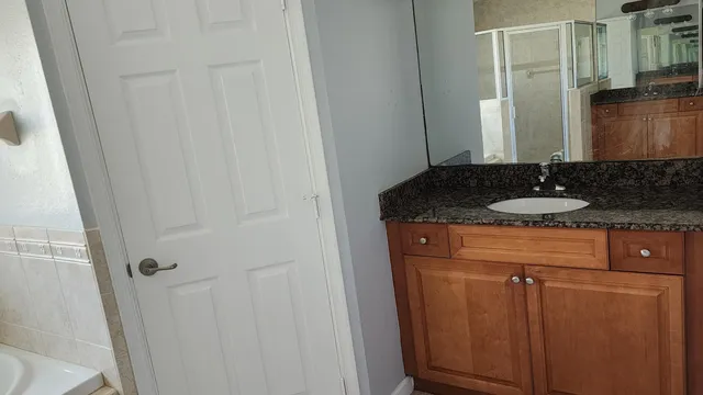 $2,700 | 5610 Northwest North Crisona Circle, Port St. Lucie, FL 34986