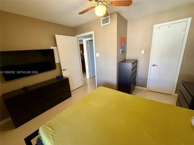 $212,000 | 15300 Southwest 106th Terrace, Unit 515, Miami, FL 33196