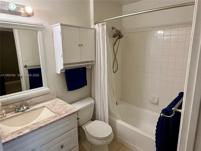 $212,000 | 15300 Southwest 106th Terrace, Unit 515, Miami, FL 33196