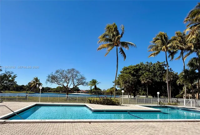 $212,000 | 15300 Southwest 106th Terrace, Unit 515, Miami, FL 33196