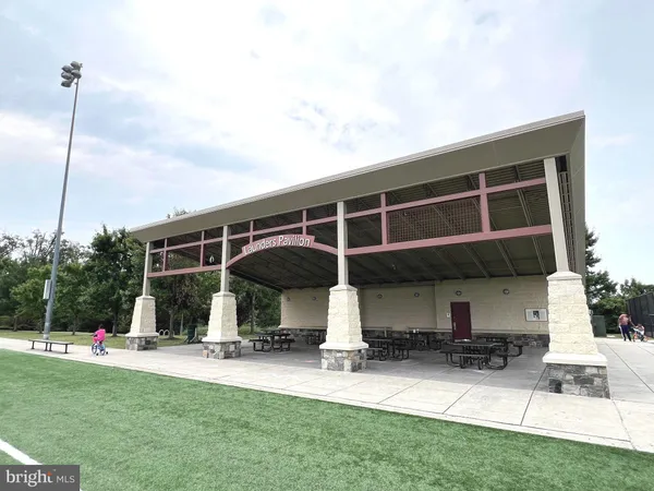 $599,900 | 2320 Field Point Road, Unit 4304, Herndon, VA 20171