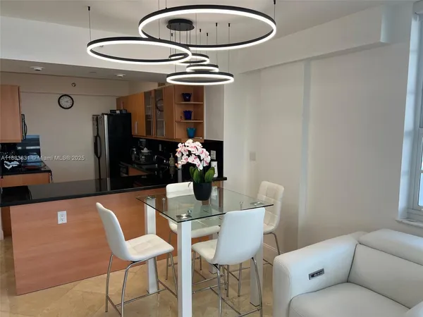 $13,000 | 100 Lincoln Road, Unit 848, Miami Beach, FL 33139