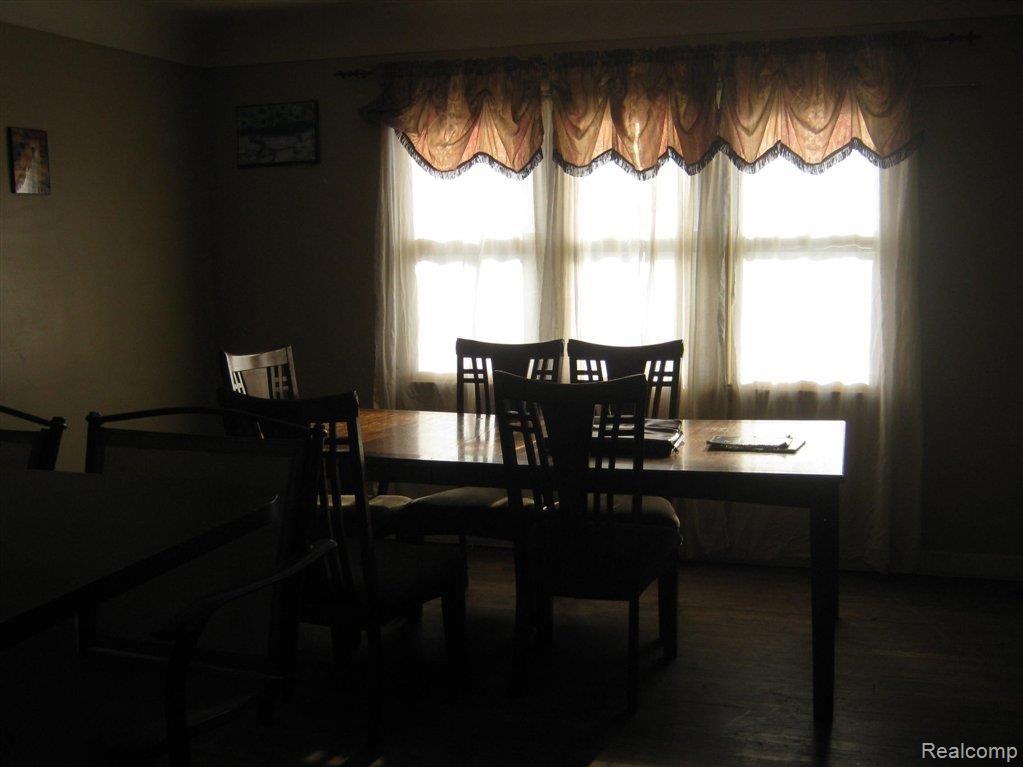 36663 Goddard Road Romulus, MI 48174 - Photo 5 of 6 005.JPG