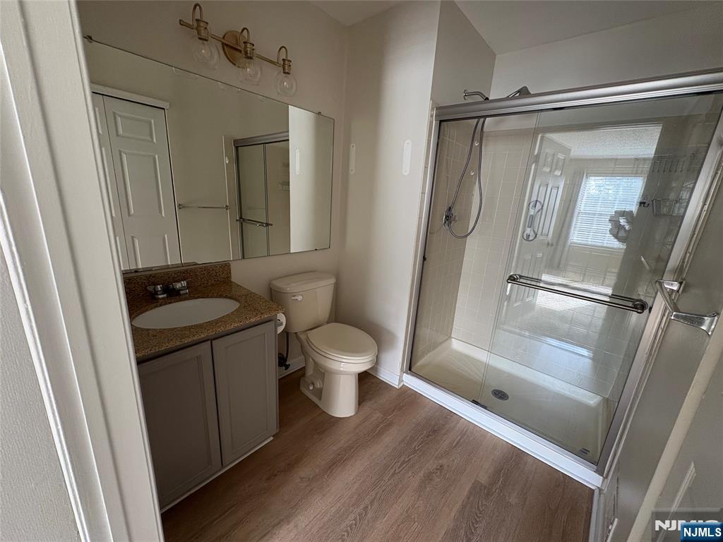 861 Juniper Way Mahwah, NJ 07430 - Photo 9 of 19