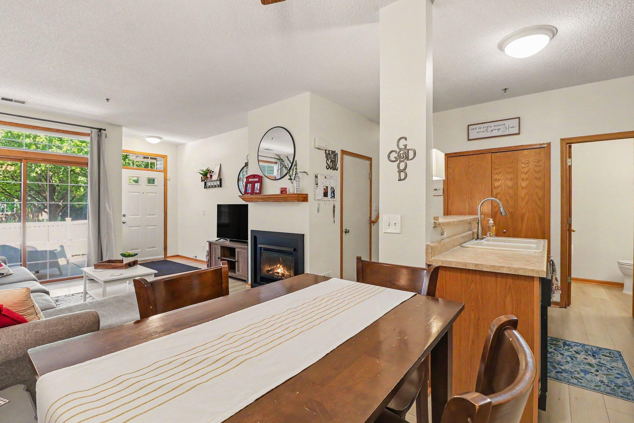 8443 Cortland Road Eden Prairie, MN 55344 - Photo 7 of 25