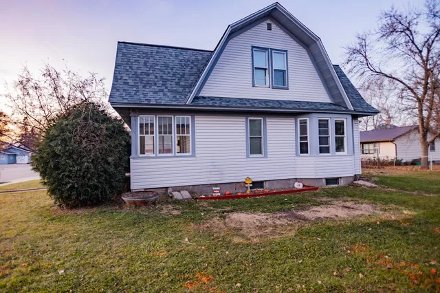 $194,900 | 16 West Park Street, New York Mills, MN 56567