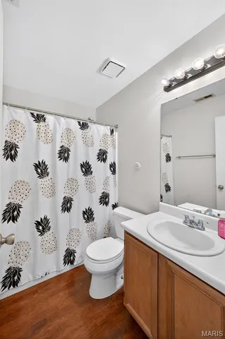 $170,000 | 801 Sugar Valley Court, Unit 5, St. Peters, MO 63376