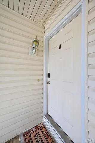 $170,000 | 801 Sugar Valley Court, Unit 5, St. Peters, MO 63376