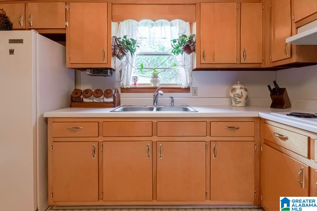 7716 Michael Circle Leeds, AL 35094 - Photo 10 of 28