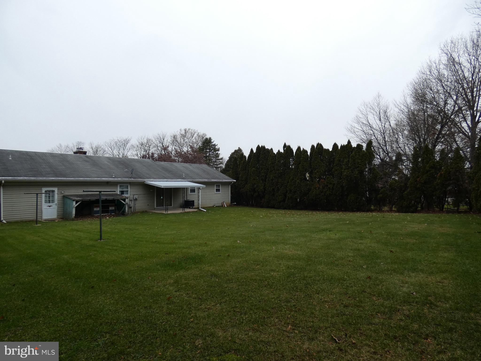 27 Heritage Road Akron, PA 17501 - Photo 26 of 28 Rear View