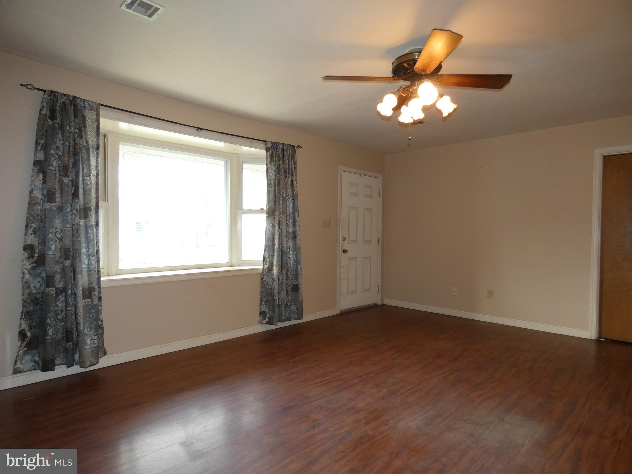 27 Heritage Road Akron, PA 17501 - Photo 5 of 28 V2