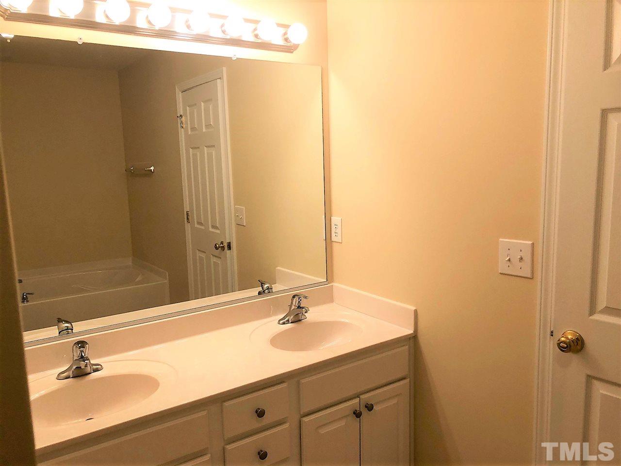 3012 Winding Waters Way, Unit 978 Raleigh, NC 27614 - Photo 10 of 11 Gallery Image 10