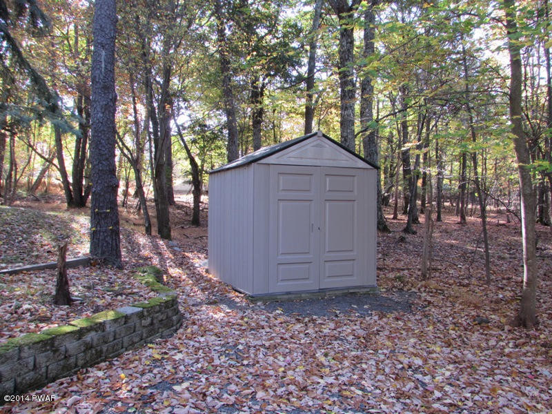 114 Mink Road Dingmans Ferry, PA 18328 - Photo 20 of 24