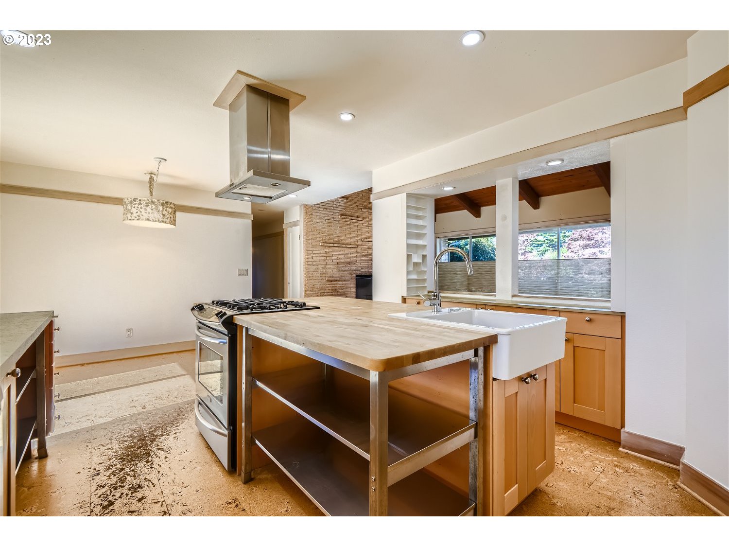 3708 Northeast Rosa Parks Way Portland, OR 97211 - Photo 12 of 36 Kitchen