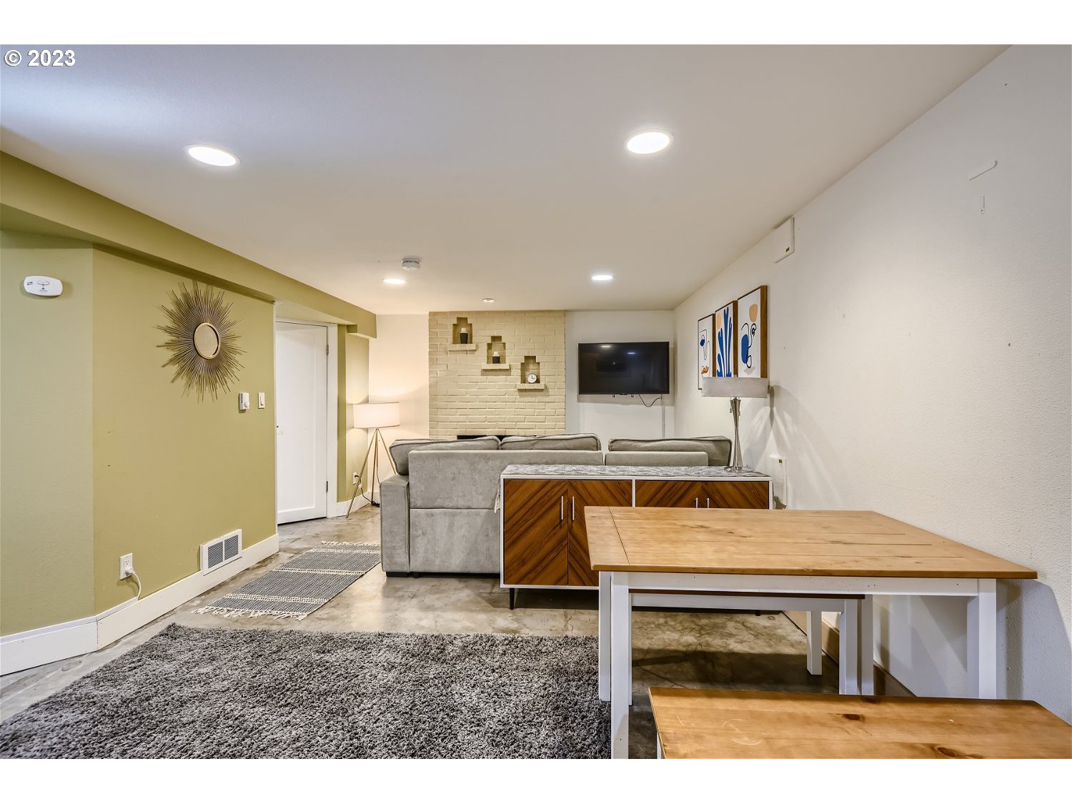 3708 Northeast Rosa Parks Way Portland, OR 97211 - Photo 25 of 36 Family Room