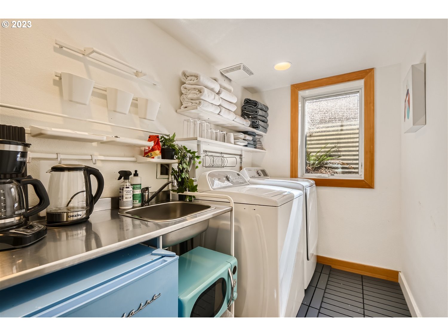 3708 Northeast Rosa Parks Way Portland, OR 97211 - Photo 28 of 36 Laundry