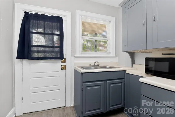 $1,080 | 1418 Park Drive, Unit 4, Charlotte, NC 28204