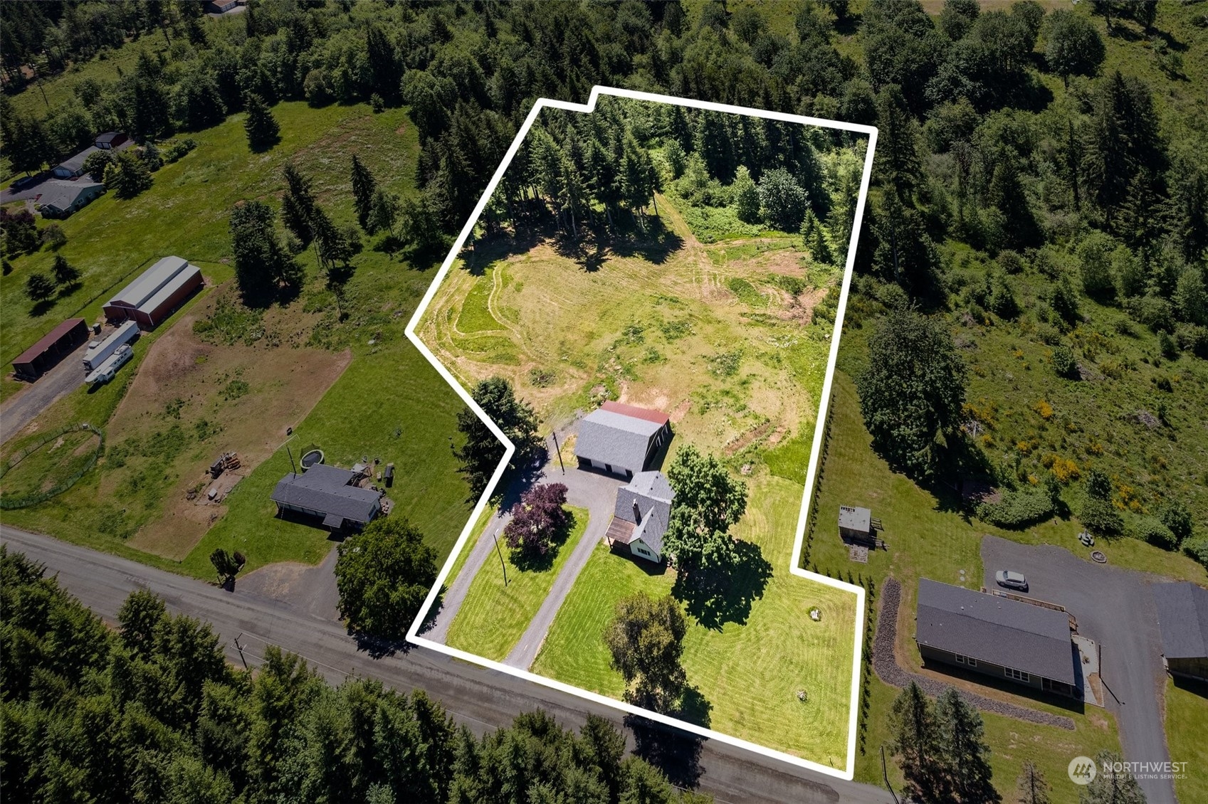 445 Haywire Road Winlock, WA 98596 - Photo 4 of 40