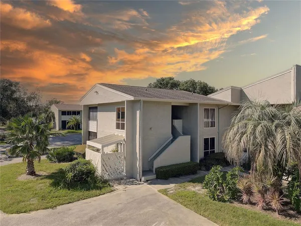 $1,700 | 428 Windrush Bay Drive, Unit 428, Tarpon Springs, FL 34689
