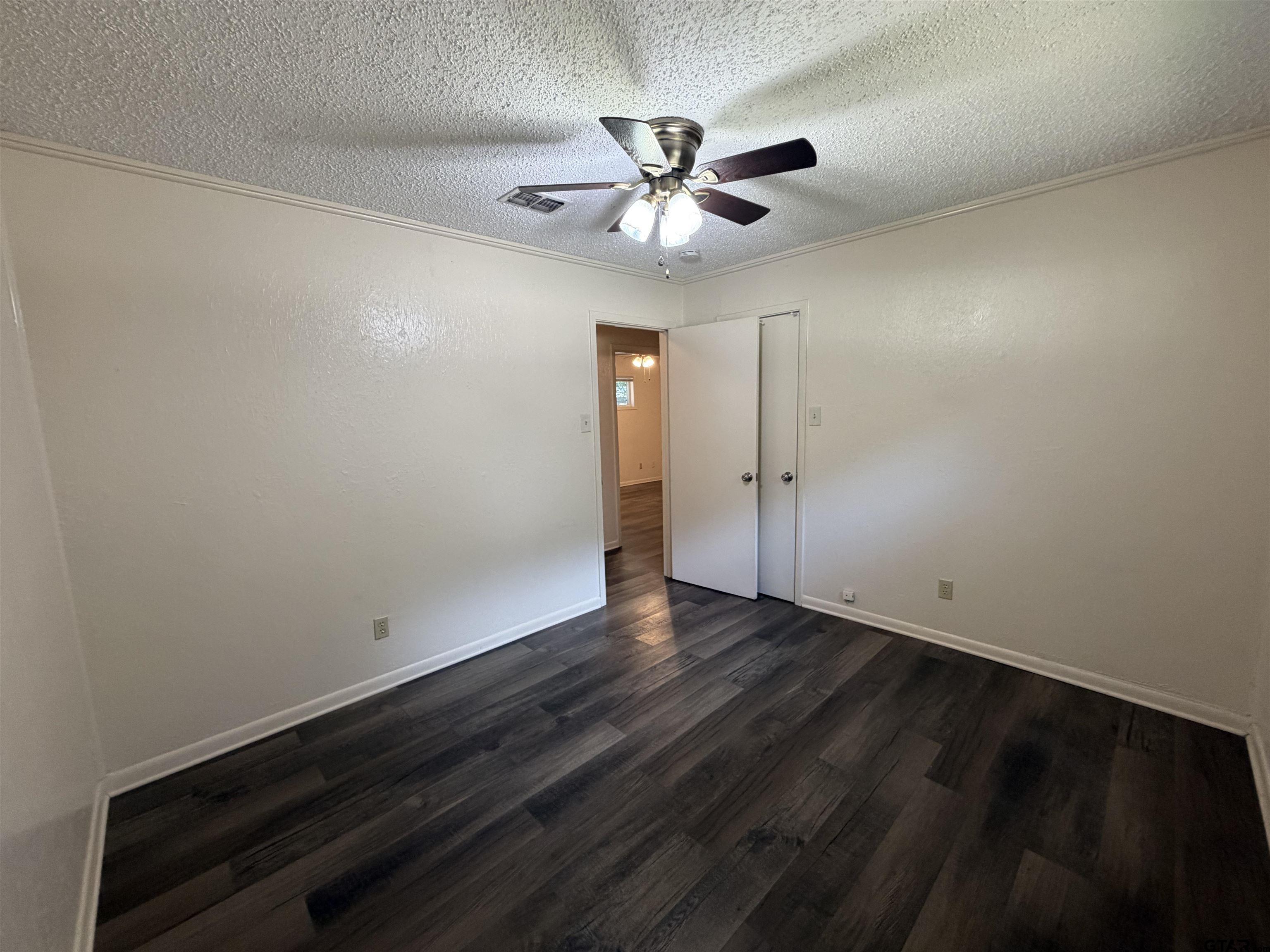 307 Ralph Street Longview, TX 75605 - Photo 19 of 31 Gallery Image 19