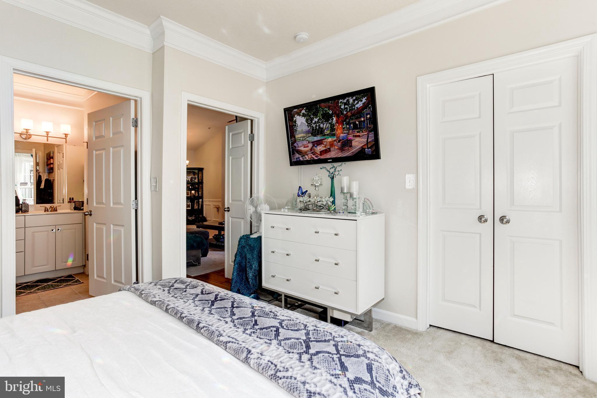 503 Sunset View Terrace Southeast, Unit 403 Leesburg, VA 20175 - Photo 12 of 40