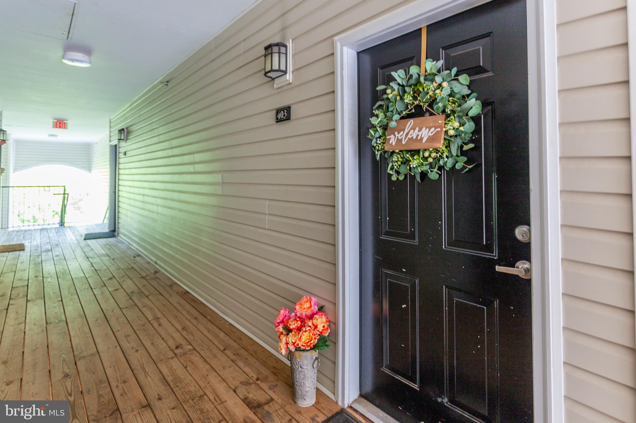 503 Sunset View Terrace Southeast, Unit 403 Leesburg, VA 20175 - Photo 3 of 40