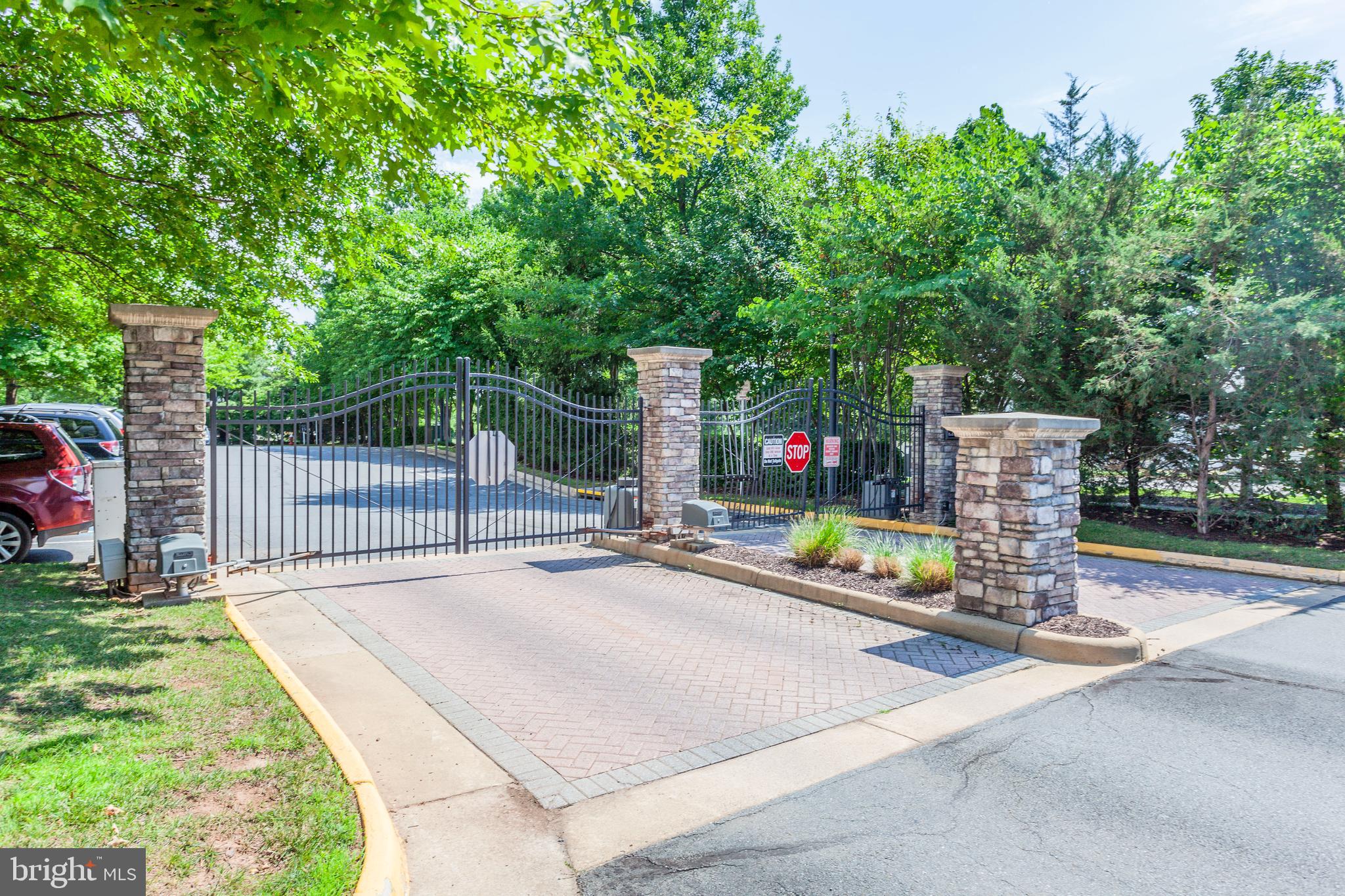 503 Sunset View Terrace Southeast, Unit 403 Leesburg, VA 20175 - Photo 38 of 40