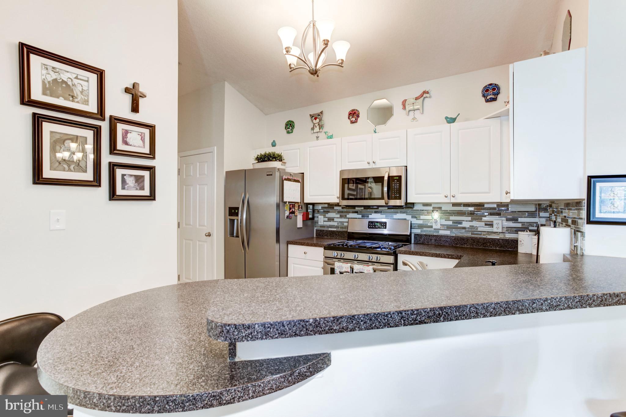 503 Sunset View Terrace Southeast, Unit 403 Leesburg, VA 20175 - Photo 7 of 40
