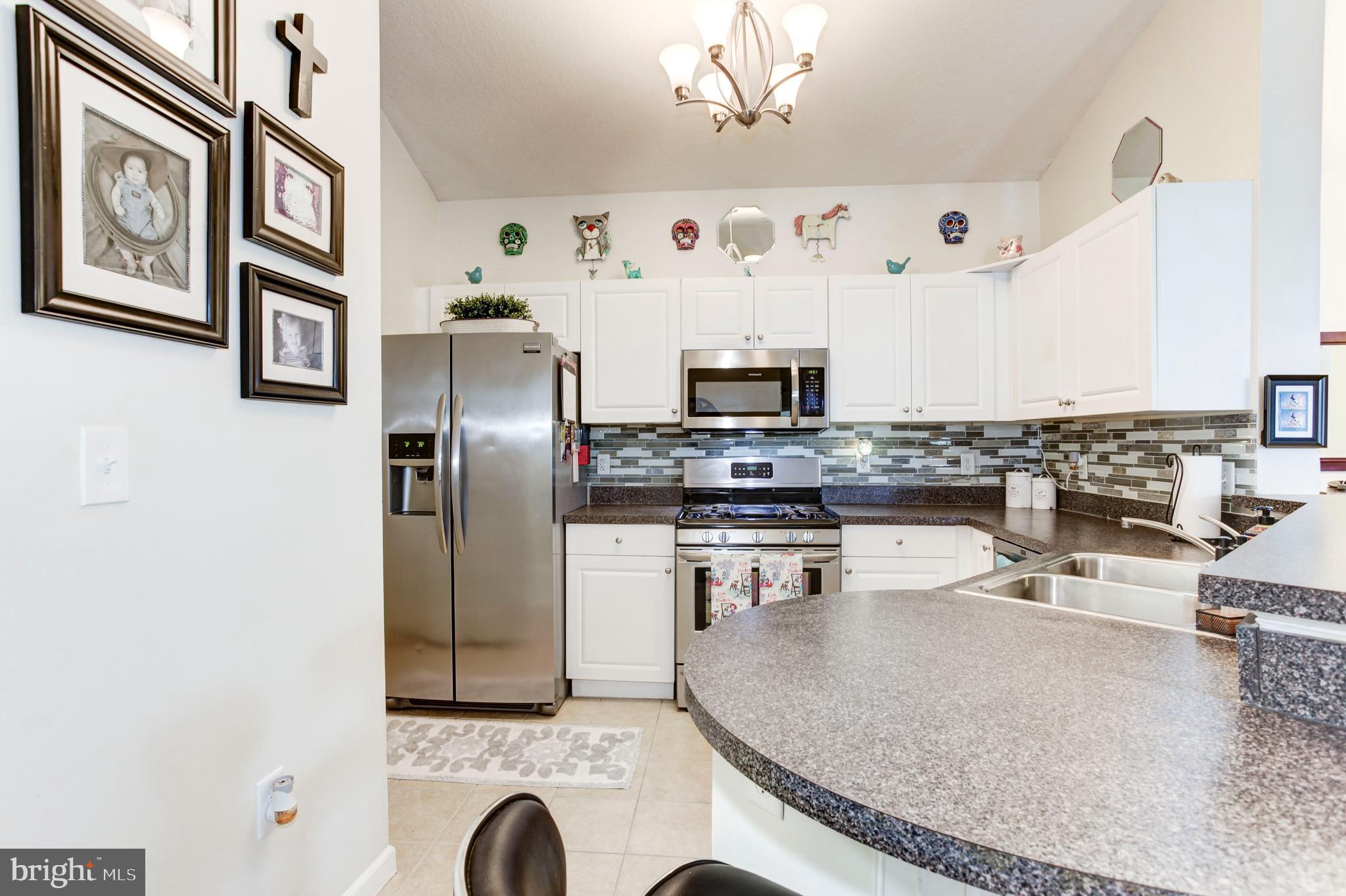 503 Sunset View Terrace Southeast, Unit 403 Leesburg, VA 20175 - Photo 8 of 40