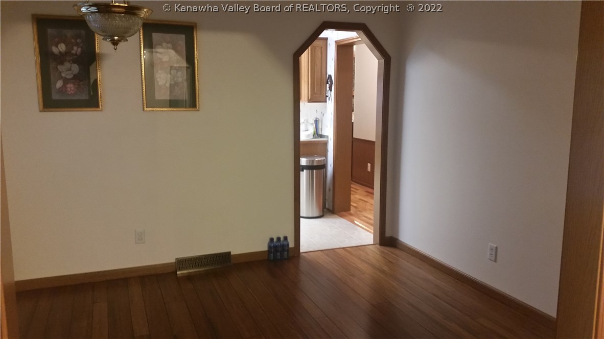 1122 Blue Knob Road Maysel, WV 25133 - Photo 10 of 28 Gallery Image 10