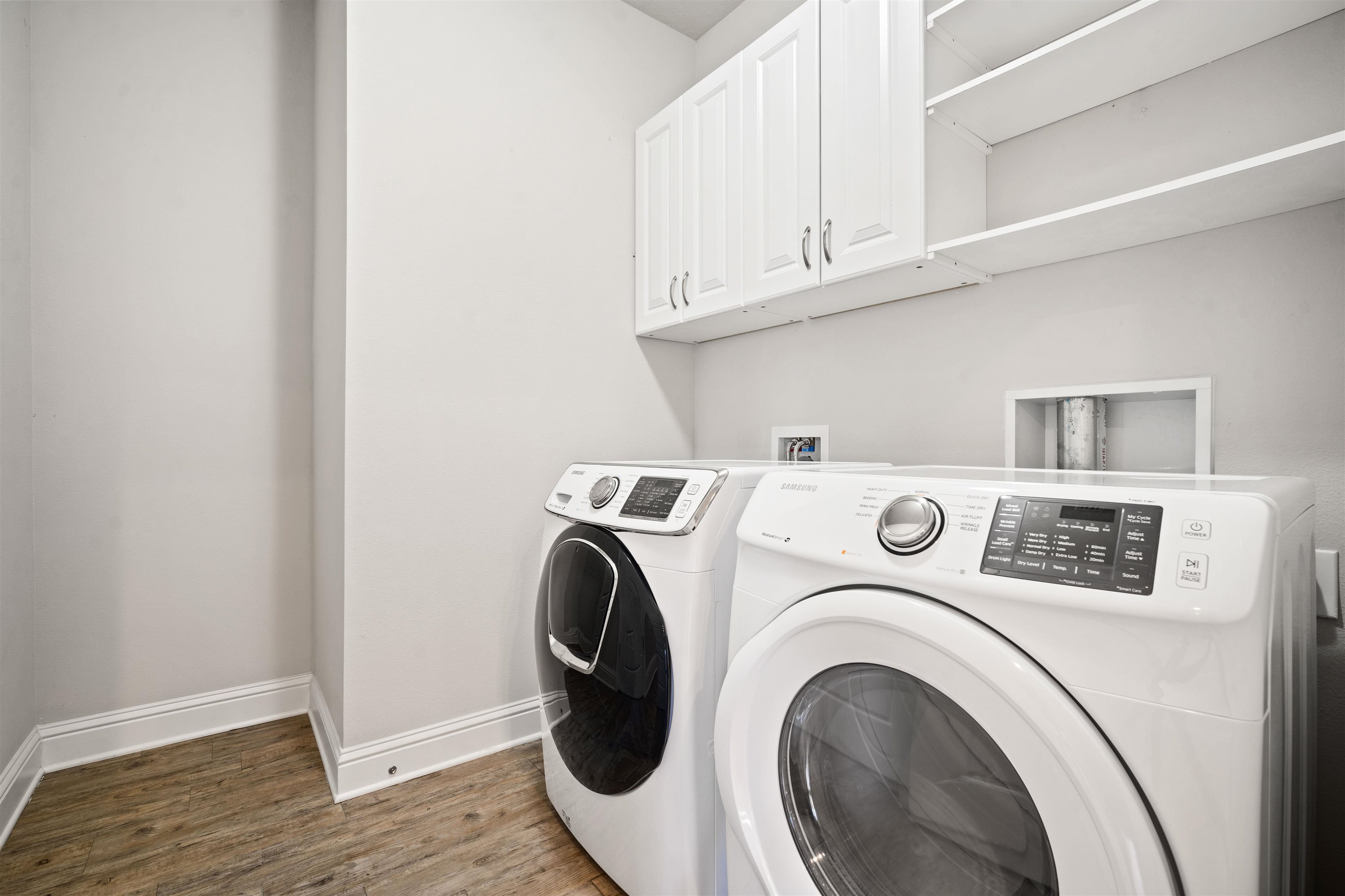24479 Kipling Court Daphne, AL 36526 - Photo 22 of 41 Laundry