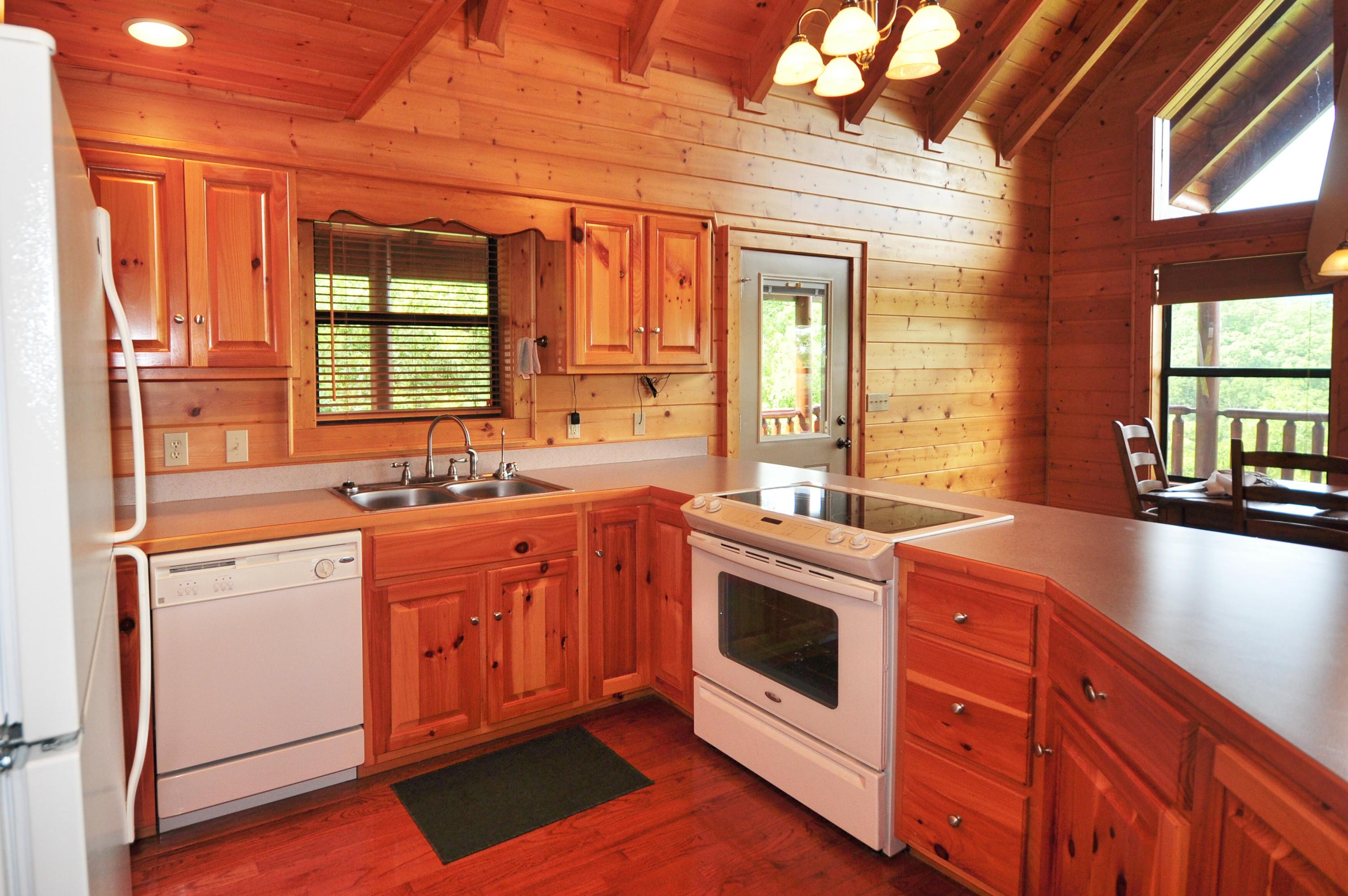 4140 Harvest Moon Road Sevierville, TN 37862 - Photo 14 of 39 Kitchen with a mountain view