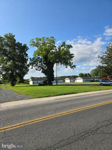 a view of a golf course