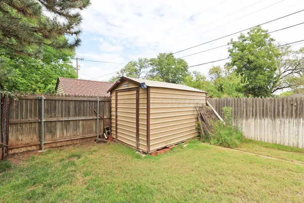 $269,500 | 2816 Lloyd Drive, Amarillo, TX 79110