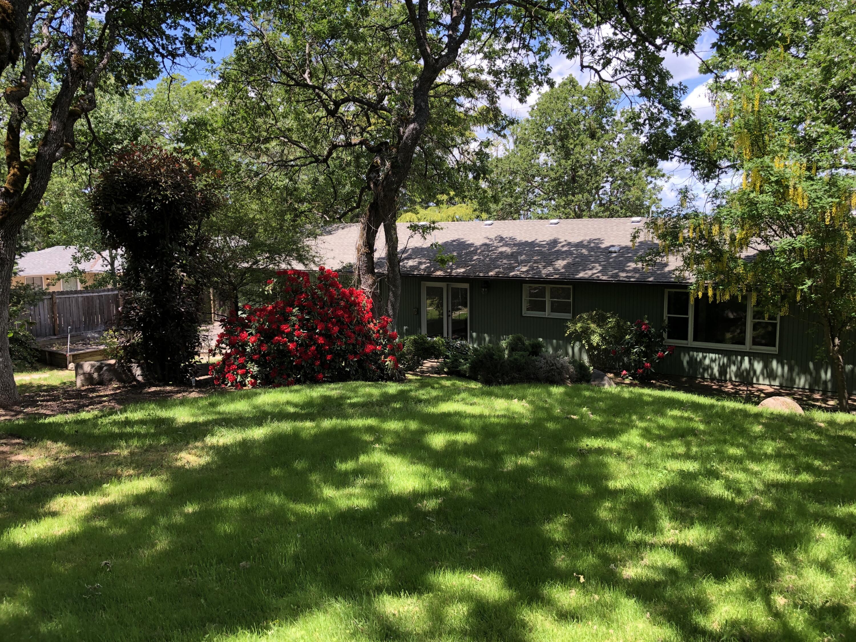 1600 Spring