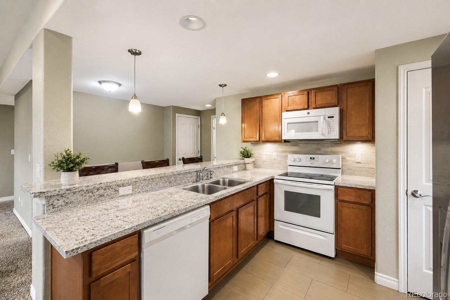 4900 Bluegate Drive Highlands Ranch, CO 80130 - Photo 11 of 25