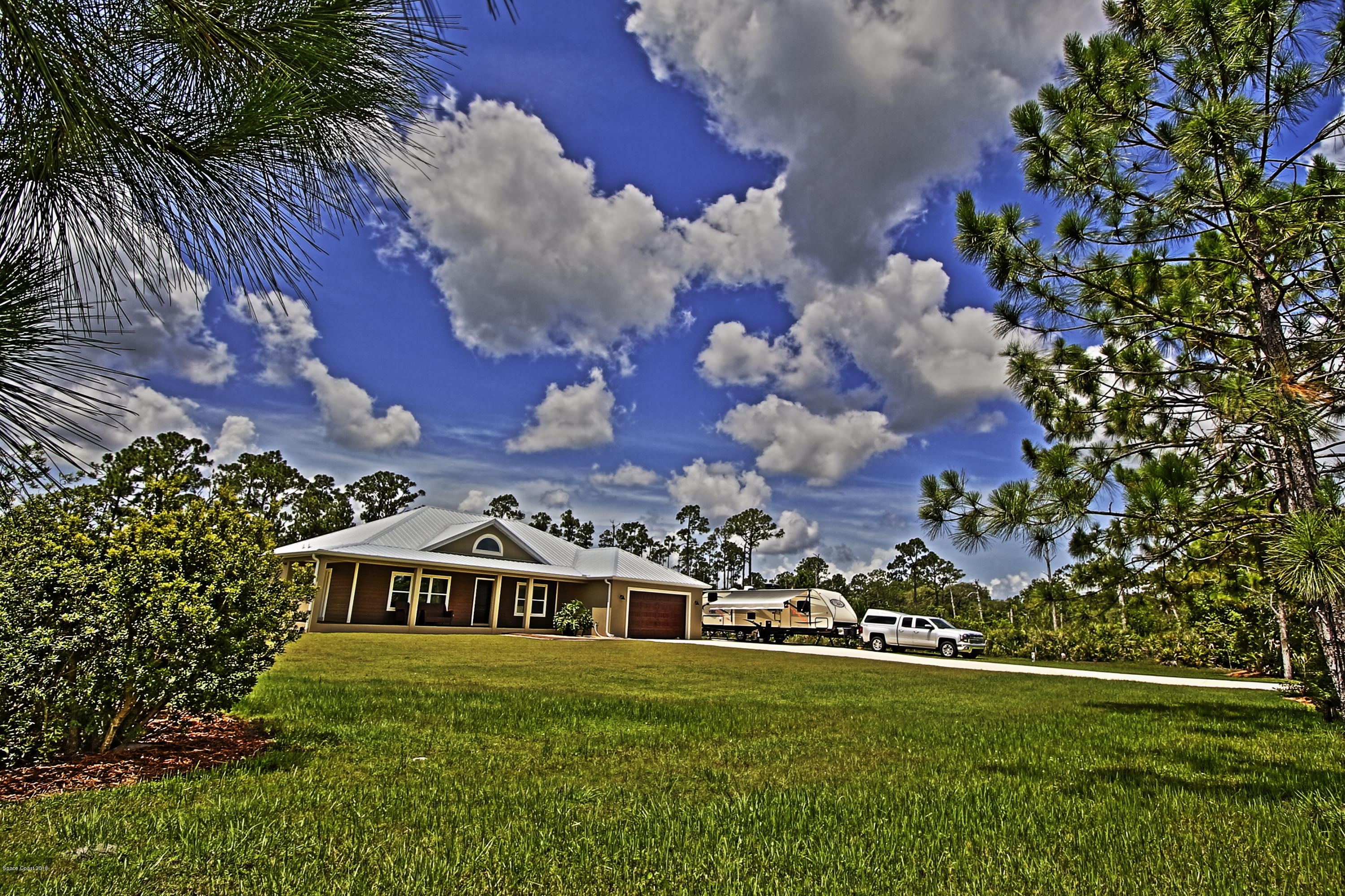 675 Atz Road Malabar, FL 32950 - Photo 3 of 30 Front Lawn 675 Atz