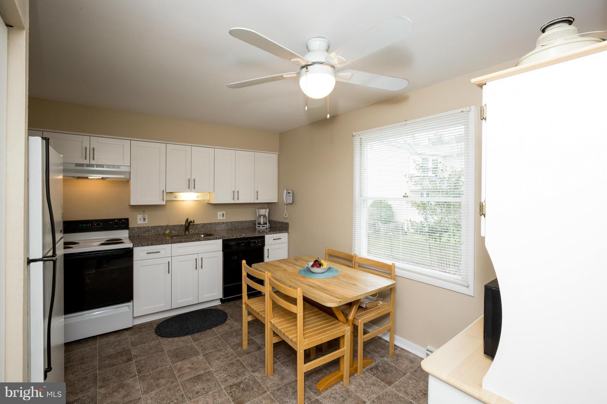 5213 Lightning View Road Columbia, MD 21045 - Photo 8 of 21 Kitchen