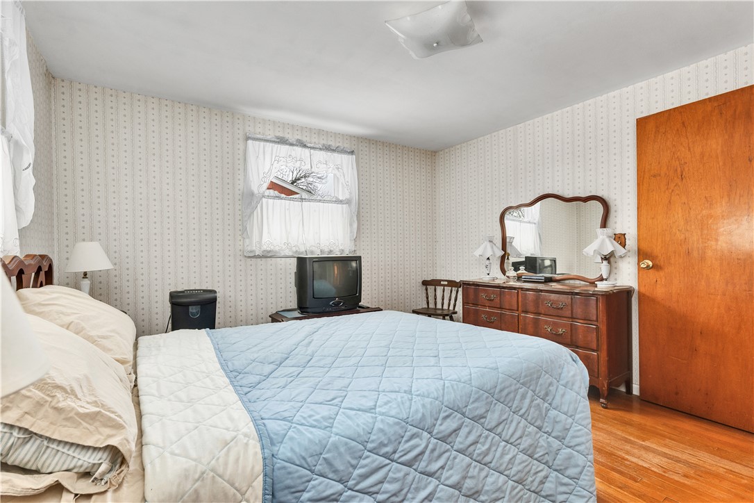 22 Hagerstown Road Warwick, RI 02886 - Photo 16 of 23