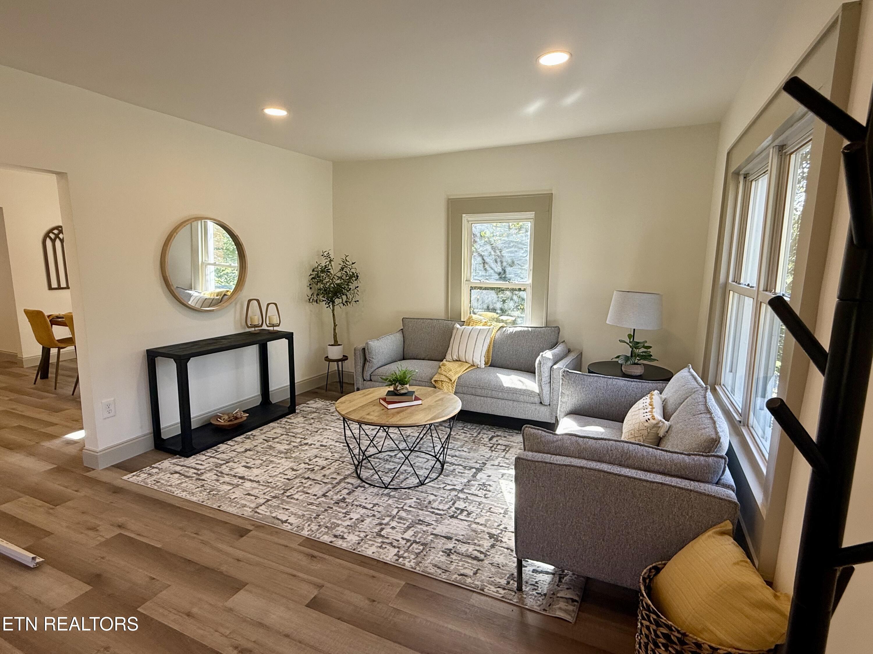 910 Reed Street Knoxville, TN 37921 - Photo 7 of 21 IMG_9782