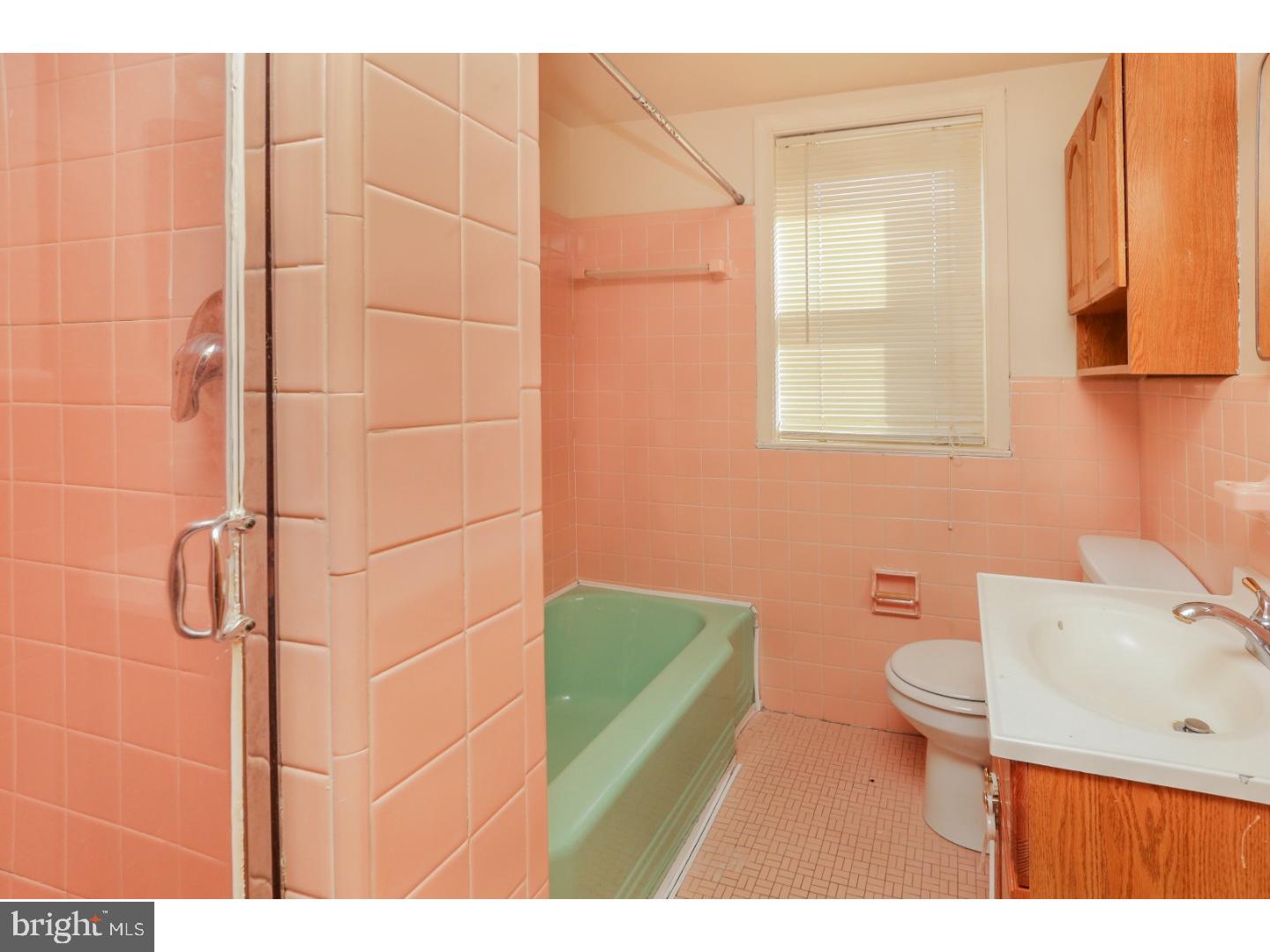 1600 Pennington Road Philadelphia, PA 19151 - Photo 14 of 18 Bathroom