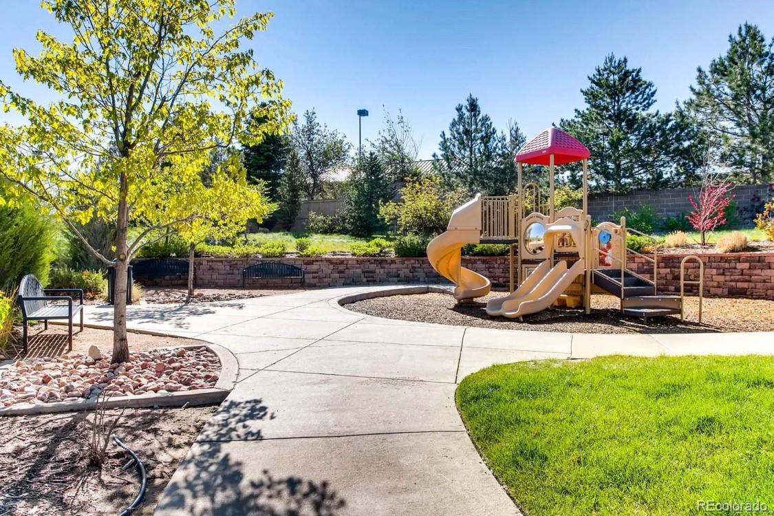 9511 Loggia Street, Unit C Highlands Ranch, CO 80126 - Photo 30 of 32 a view of outdoor space