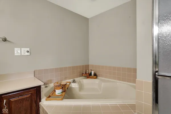 $319,900 | 8148 Shoreridge Terrace, Unit 23, Indianapolis, IN 46236
