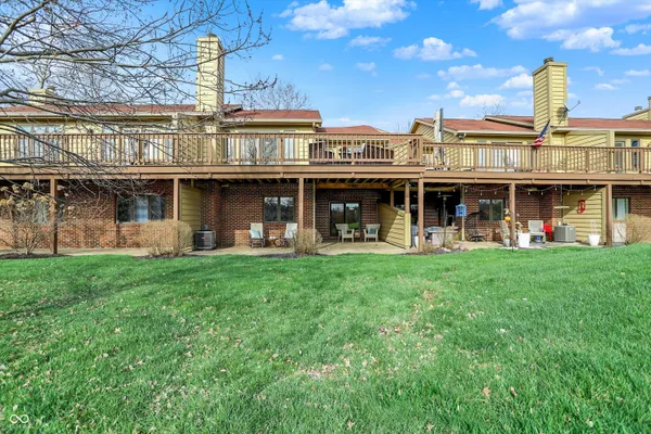 $325,000 | 8148 Shoreridge Terrace, Unit 23, Indianapolis, IN 46236